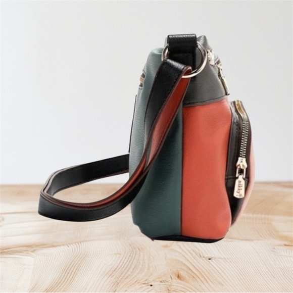 Nikky By Nicole Crossbody Bag - Picture 7 of 10